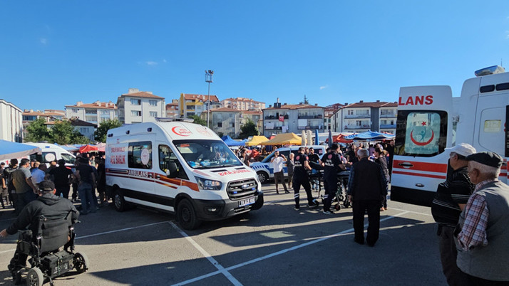 Pazarcılar birbirine girdi! Yer kavgası çok korkunç bitti