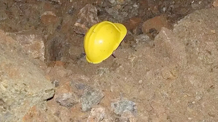 Uşak'ta şantiyede toprak altında kalan 2 kişi öldü