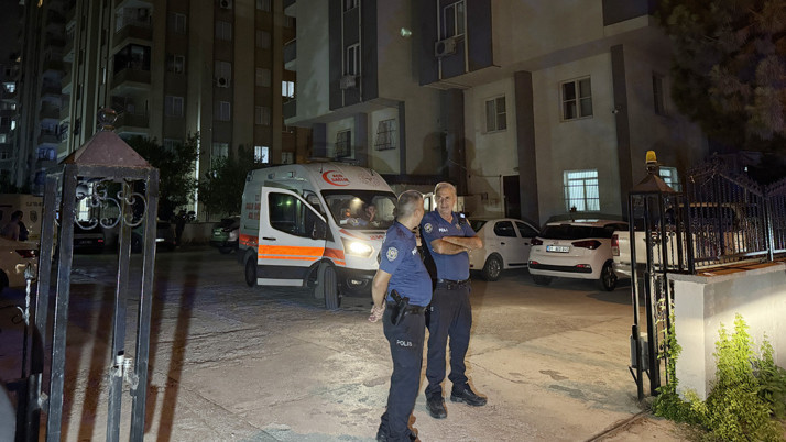 Adana'da eşini ve çocuğunu öldüren kişi intihar etti