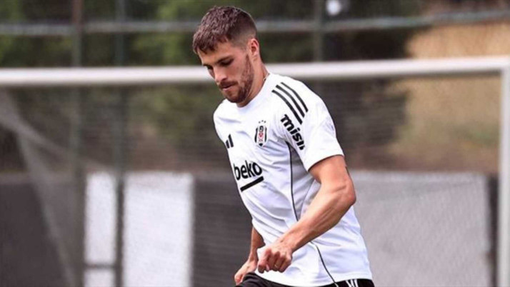 Beşiktaş’ın yeni transferi Jurasek, tepkilerin ardından hesabını kapattı