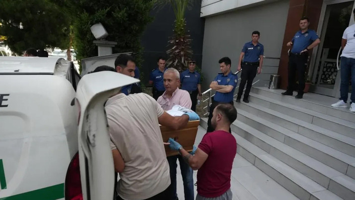 Denizli'de dehşet! Polis memuru apartta intihar etti