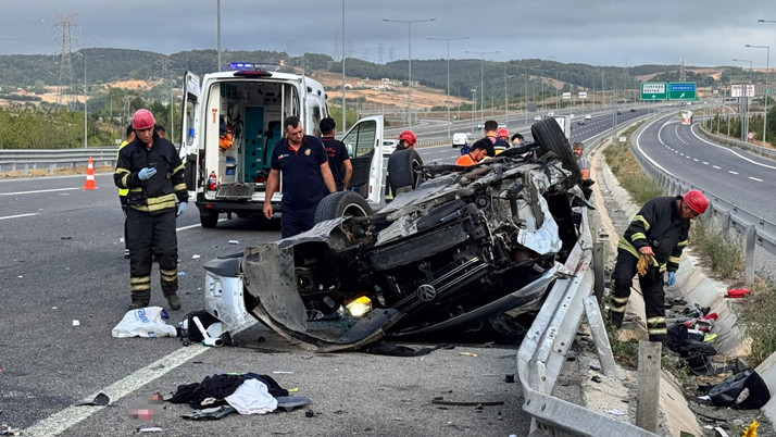Kuzey Marmara Otoyolu'nda otomobil takla attı! Anne öldü, eşi ve 3 çocuğu yaralı