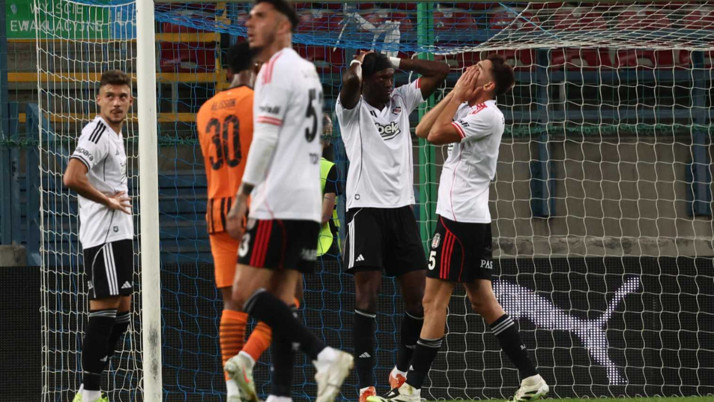Beşiktaş Avrupa Ligi’ne veda etti