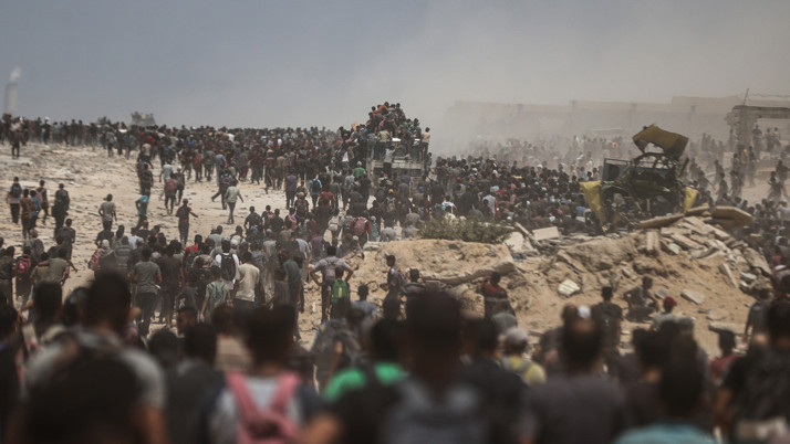 İsrail ordusu Gazze'de yardım dağıtım noktasını vurdu: 12 ölü 90 yaralı
