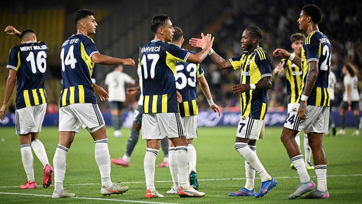 Fenerbahçe Feyenoord karşısında tur için avantaj arayacak