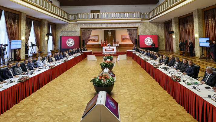 Terörsüz Türkiye komisyonunda Kurtulmuş'tan net mesaj!