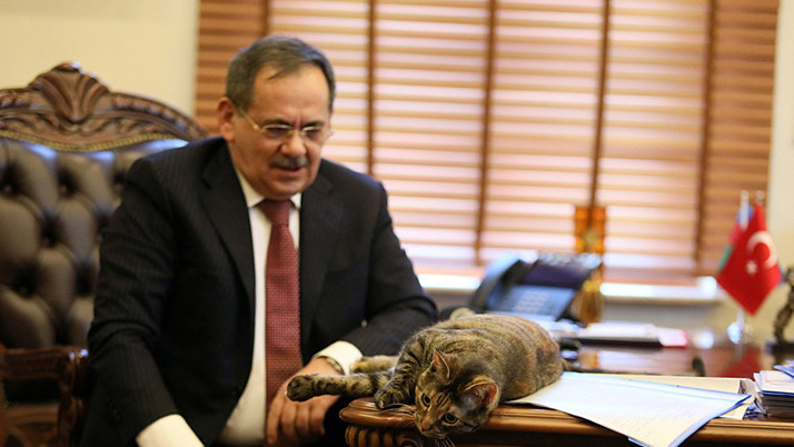 Eski bakan Mustafa Demir hayatını kaybetti