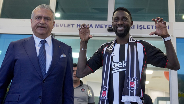 Beşiktaş'ın transfer gündemindeki Ndidi, İstanbul'a geldi