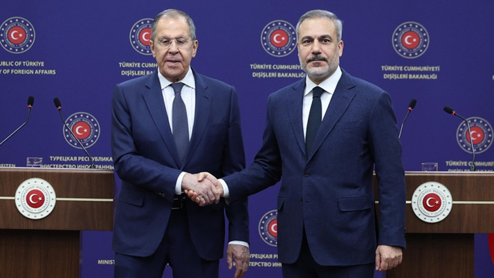 Dışişleri Bakanı Fidan, Rus mevkidaşı Lavrov ile telefonda görüştü