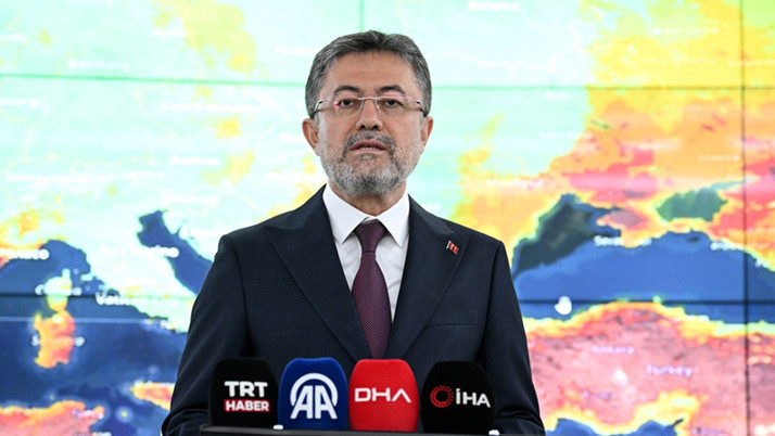 Çanakkale merkez ve Bayramiç'teki orman yangınları tamamen kontrol altına alındı