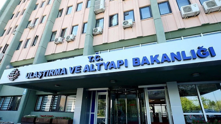 Ulaştırma ve Altyapı Bakanlığı: Otoyol ve köprülerde herhangi bir hasar tespit edilmemiştir