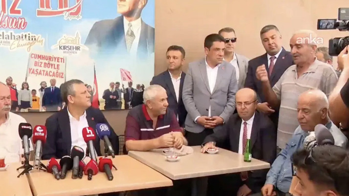 Özgür Özel'in emeklilerle buluşmasında kavga: Yalakalık yapma