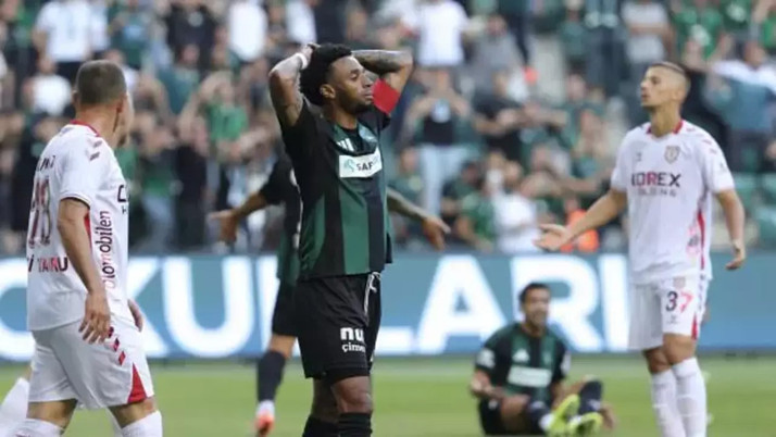 Samsunspor deplasmandan 3 puanla döndü!