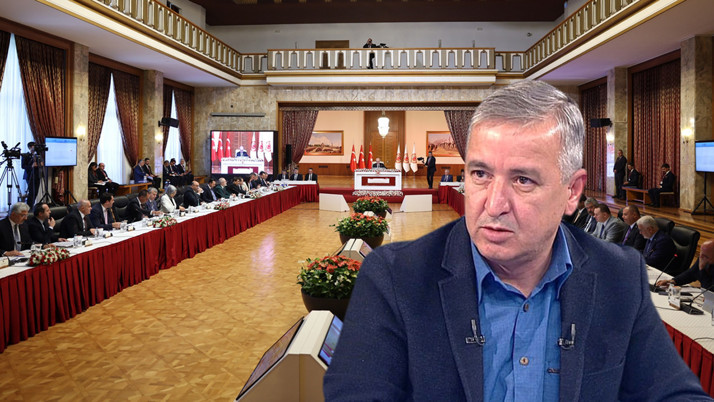 Aydın Ünal madolyonun öteki yüzünü yazdı: Ortada DEM Parti kalmaz