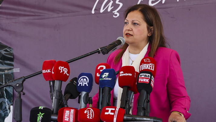 Özlem Çerçioğlu'nun ardından CHP'li Burcu Köksal'ın da mı AK Parti'ye geçiyor?