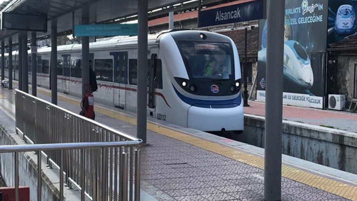 İzban çalışıyor mu? Sabah tüm seferler iptal denilmişti yeni haber geldi