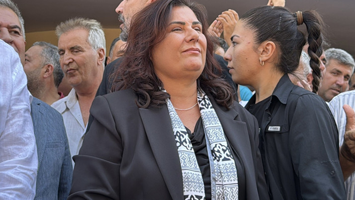 AK Parti heyetinden Özlem Çerçioğlu'na ziyaret