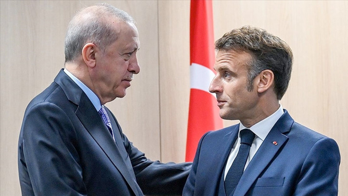 Cumhurbaşkanı Erdoğan, Cumhurbaşkanı Macron ile Fransa tarafının talebiyle telefonda görüştü