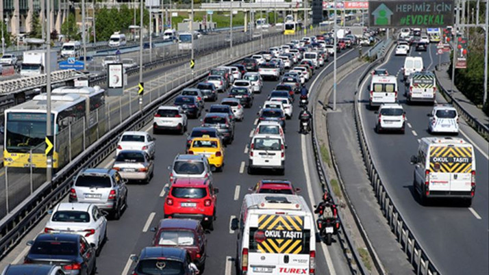 İstanbul'da trafiğe 30 Ağustos Zafer Bayramı düzenlemesi! Bu yollar kapatılacak