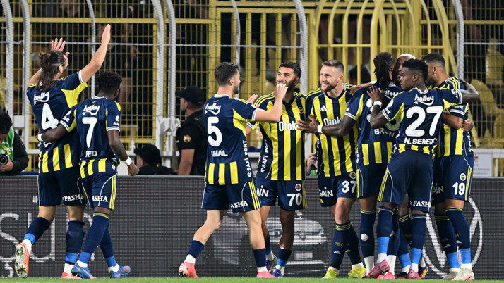 Fenerbahçe sahasında Kocaelispor'u 3-1 mağlup etti