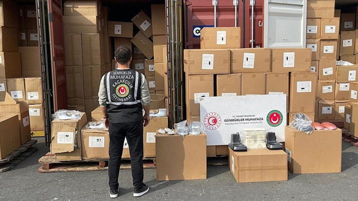 Gümrüklerde 7 ayda 41,7 milyar liralık kaçakçılık engellendi