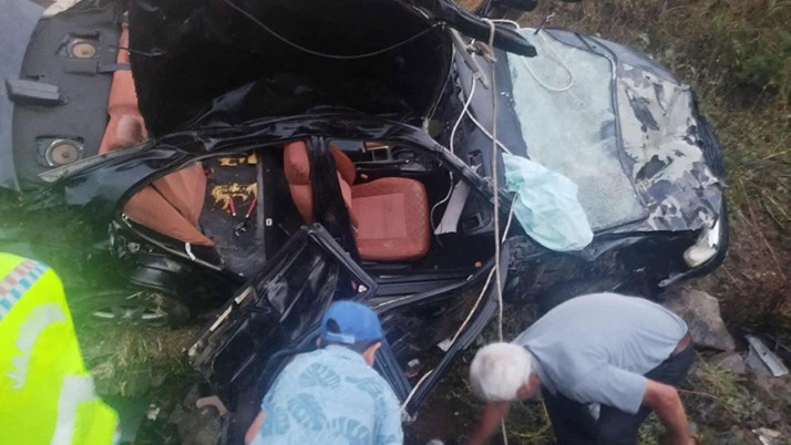 Otomobil şarampole devrildi! Feci kazada ölenler var