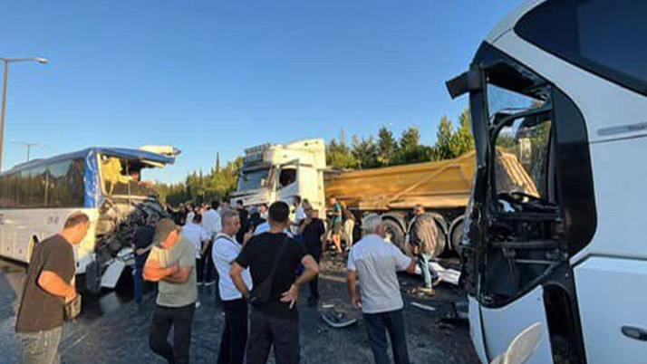 TEM Otoyolu'nda zincirleme kaza! Ölü ve yaralılar ve ulaşım durdu