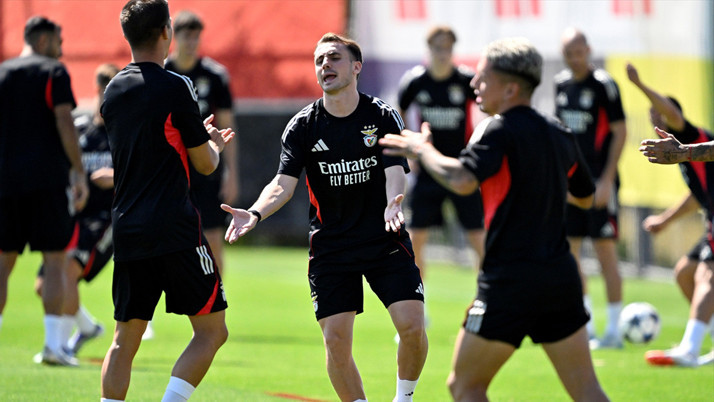 Kerem Aktürkoğlu Fenerbahçe maçında oynayacak mı Benfica kararını verdi