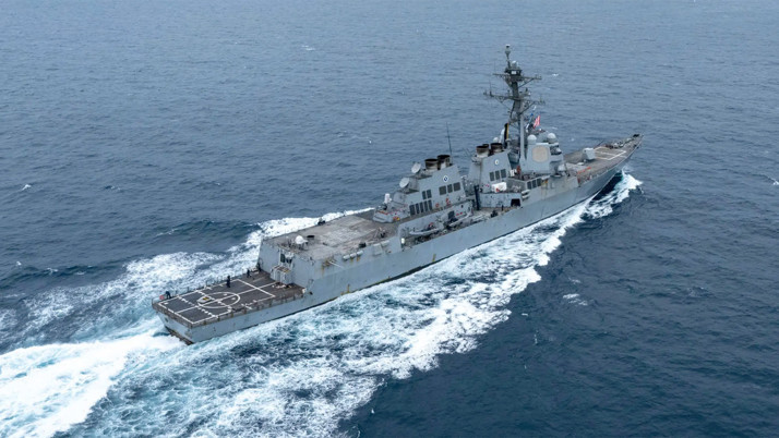 ABD'ye ait bir denizaltı ile 7 savaş gemisi Karayipler'e hareket etti