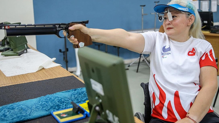 Milli para atıcı Aysel Özgan, Sırbistan'da gümüş madalya kazandı