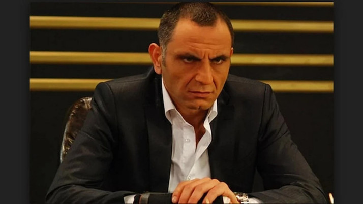 Kurtlar Vadisi'nin Memati'si Gürkan Uygun fındık toplarken görüntülendi