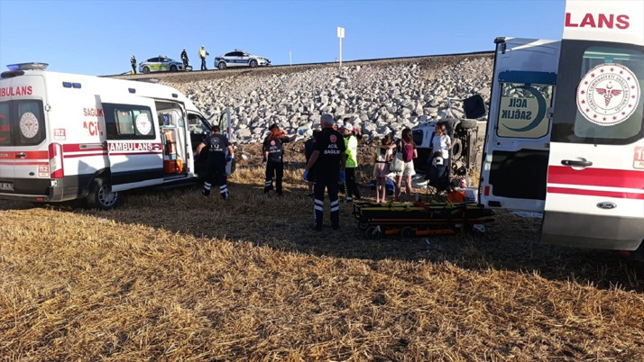 Denizli'de feci kaza! 6 kişi yaralandı...