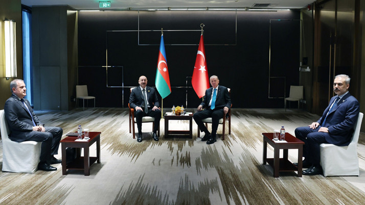 Cumhurbaşkanı Erdoğan, Azerbaycan Cumhurbaşkanı Aliyev ile görüştü