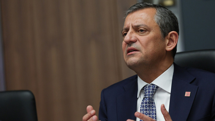 CHP lideri Özel'den partisinin İstanbul İl Başkanlığında flaş mesaj: Özgür Çelik görevinin başındadır