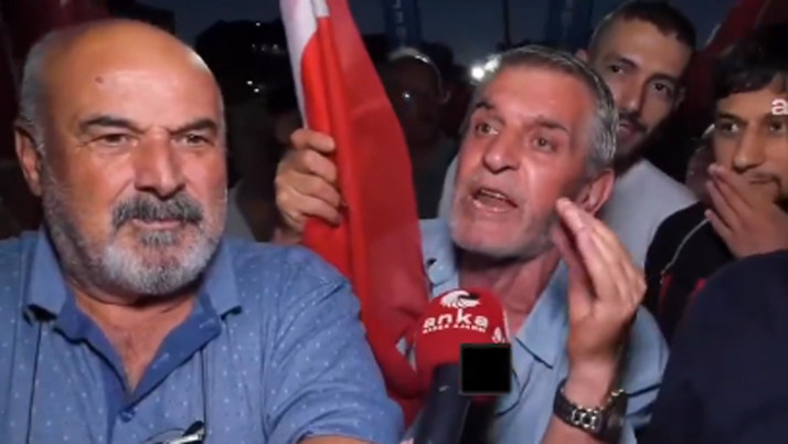 CHP mitinginde söylendi: İmamoğlu'na tapıyoruz canımızı vermeye geldik