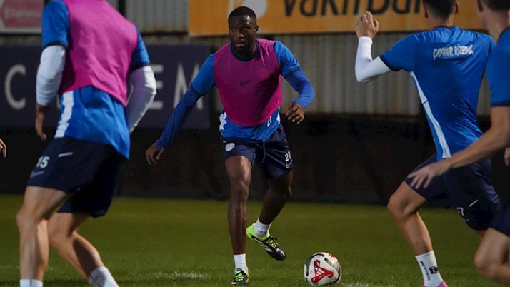 Çaykur Rizespor, Gençlerbirliği maçının hazırlıklarına devam etti