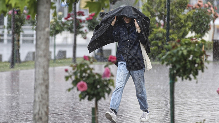 Meteoroloji saat verip bu illeri uyardı! Çok fena geliyor