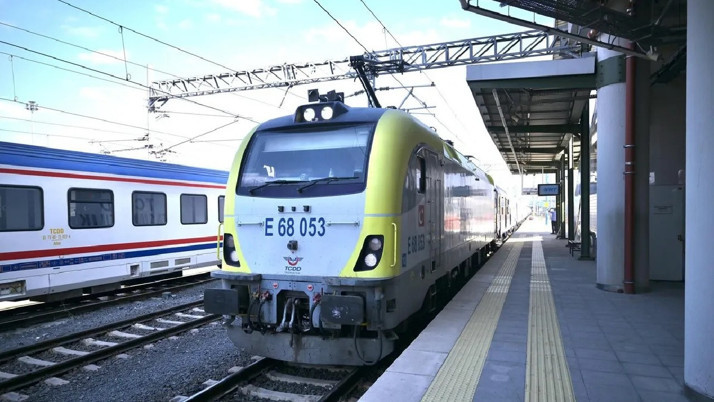 Bakan Abdulkadir Uraloğlu duyurdu: İstanbul-Paris turistik treni Halkalı'dan kalkacak...