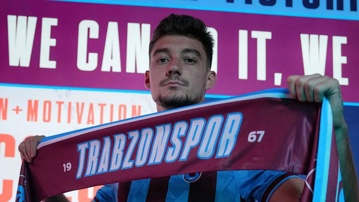 Trabzonspor, Ernest Muçi'yi duyurdu!