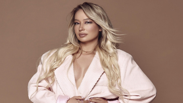 Gülçin Ergül, aldığı acı haberle yıkıldı! Paylaşımıyla görenleri ağlattı