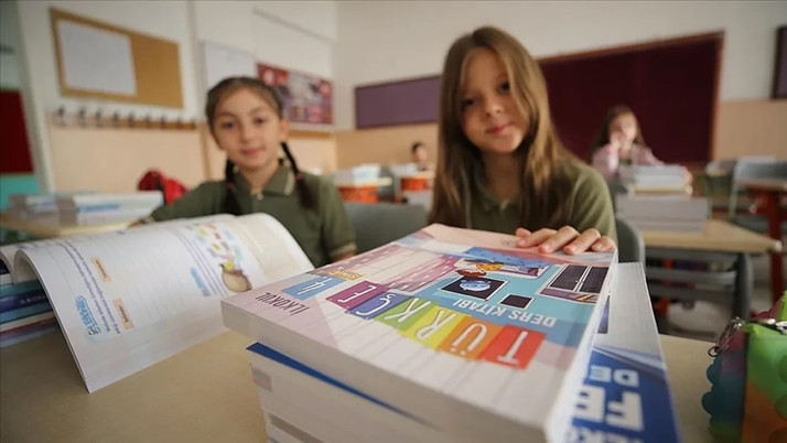 Bakanlık duyurdu: İhtiyaç sahibi öğrencilere maddi yardım