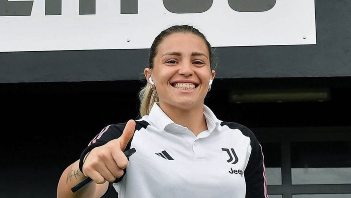 Galatasaray Kadın Futbol Takımı, Roberta Aprile'yi transfer etti