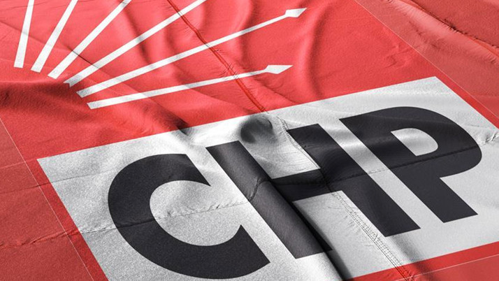 Beykoz'da CHP'li iki meclis üyesi partilerinden istifa etti