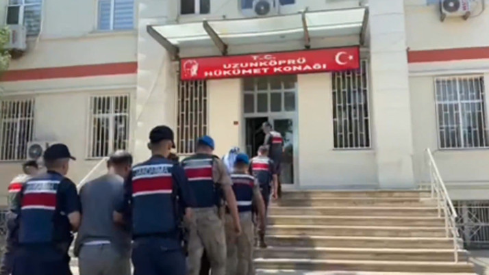 19 ilde operasyon 53 FETÖ şüphelisi yakalandı 40'ı tutuklandı