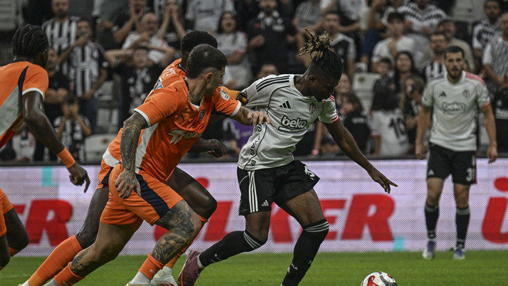 Beşiktaş, sahasında Başakşehir'i 2-1 mağlup etti