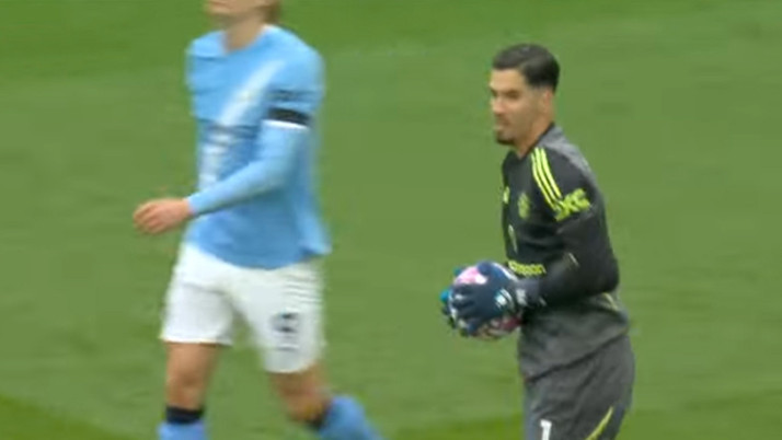 Manchester derbisinde 3 gol vardı kalede Altay Bayındır vardı