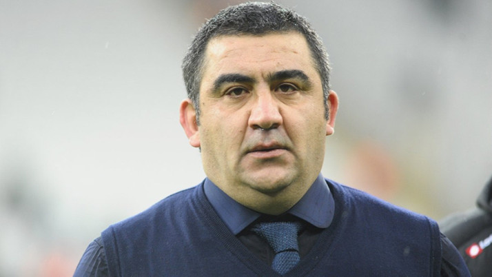 Fenerbahçe'nin eski kaptanı Ümit Özat, kaleci İrfan Can Eğribayat'ı yerden yere vurdu!