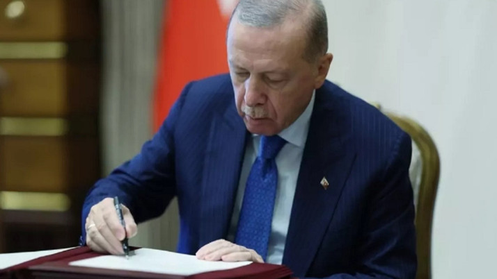 Resmi Gazete'de yayımlandı! Bazı üniversieler ve bölümleri kapatıldı! Açılanlar da var...