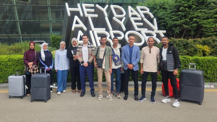 Azerbaycan, burs verdiği 14 Filistinli öğrenciyi Gazze'den tahliye etti