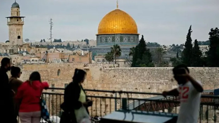 İsrail'den skandal Kudüs kararı: Filistinlilere zorunlu kılındı